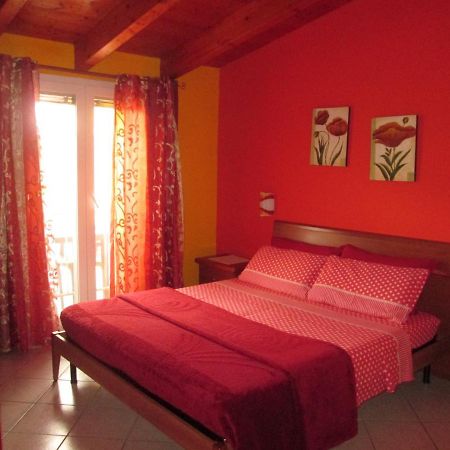 B&B Le Terrazze Isola Di S. Antioco Sant'Antìoco Eksteriør billede