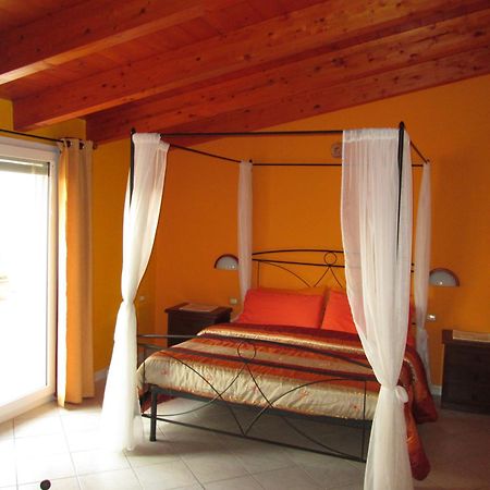 B&B Le Terrazze Isola Di S. Antioco Sant'Antìoco Eksteriør billede