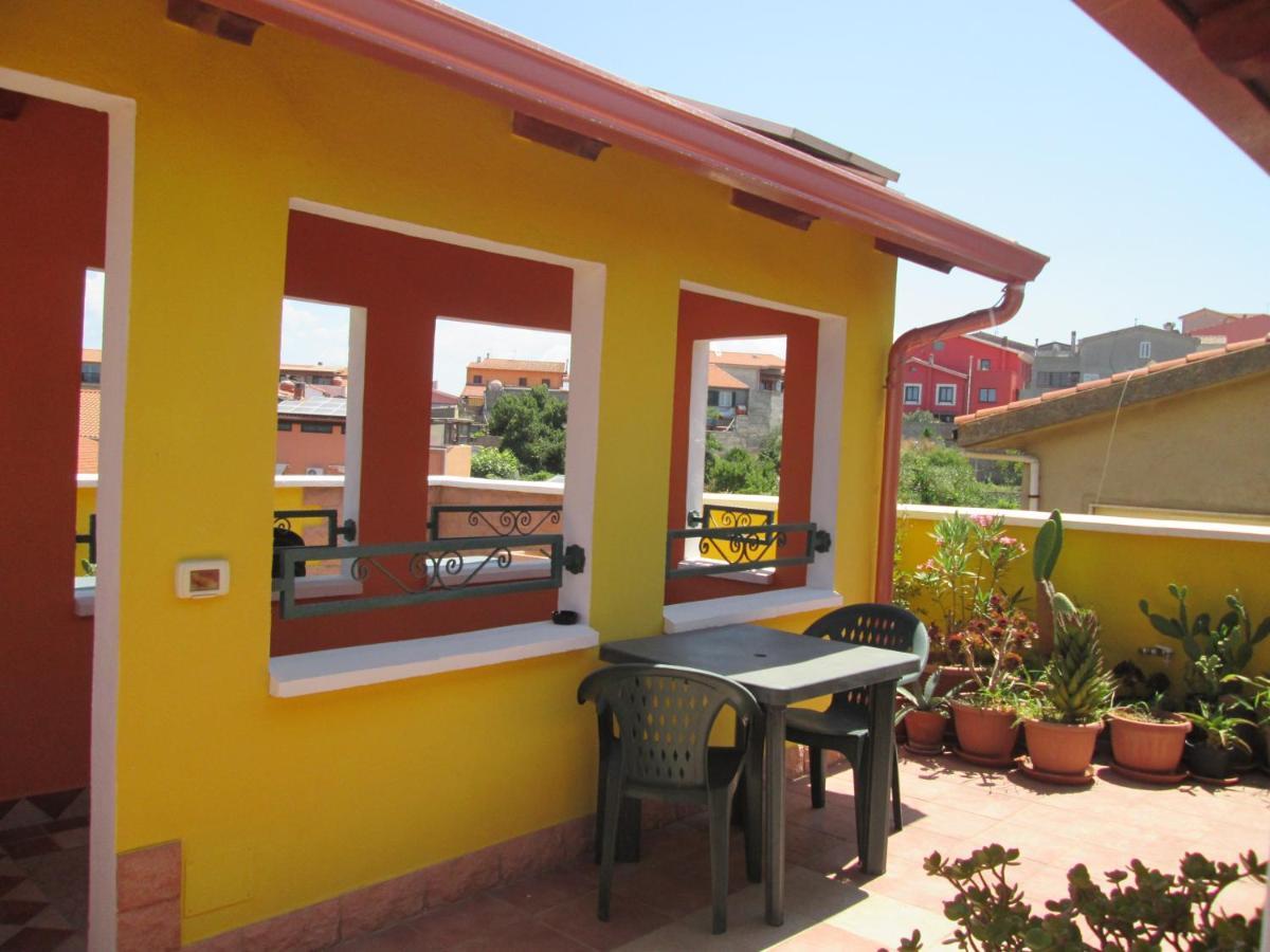 B&B Le Terrazze Isola Di S. Antioco Sant'Antìoco Eksteriør billede