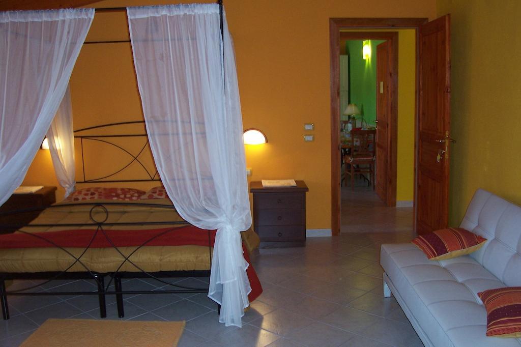 B&B Le Terrazze Isola Di S. Antioco Sant'Antìoco Eksteriør billede